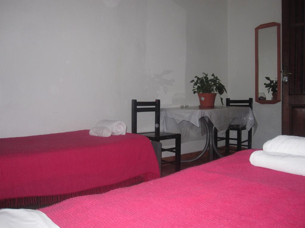 בואנוס איירס Hotel Minerva חדר תמונה